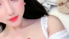 Omege japanese girl with big boobs on cams